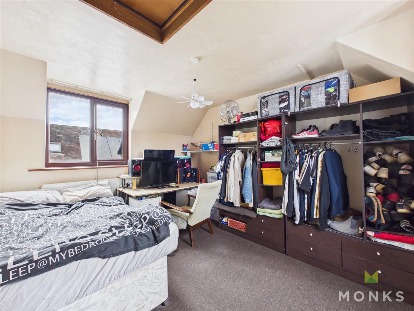 16 Walton, Telford, TF6 6AR For Sale